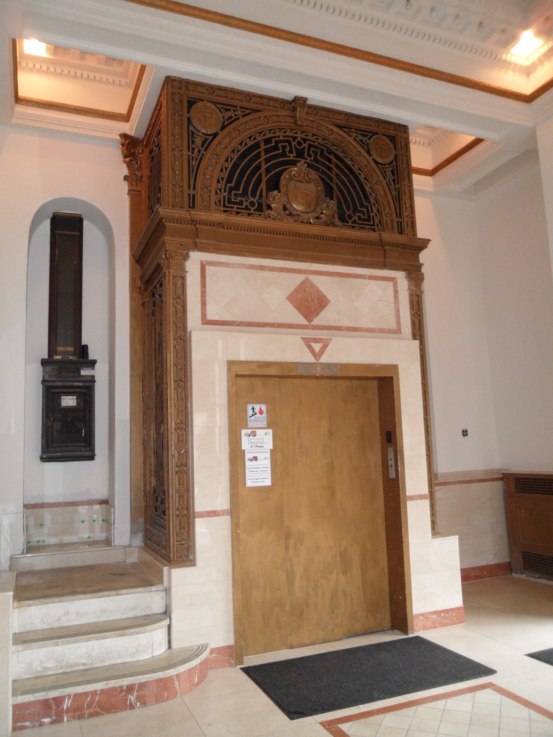 140 market - Interior Elevator 2